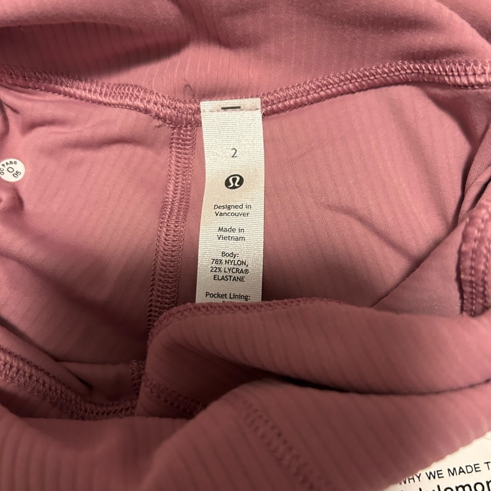 *NWT* Lululemon Align Ribbed HR Legging in Velvet Dust - Picture 7 of 8